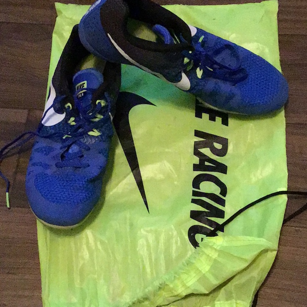 Running shoes